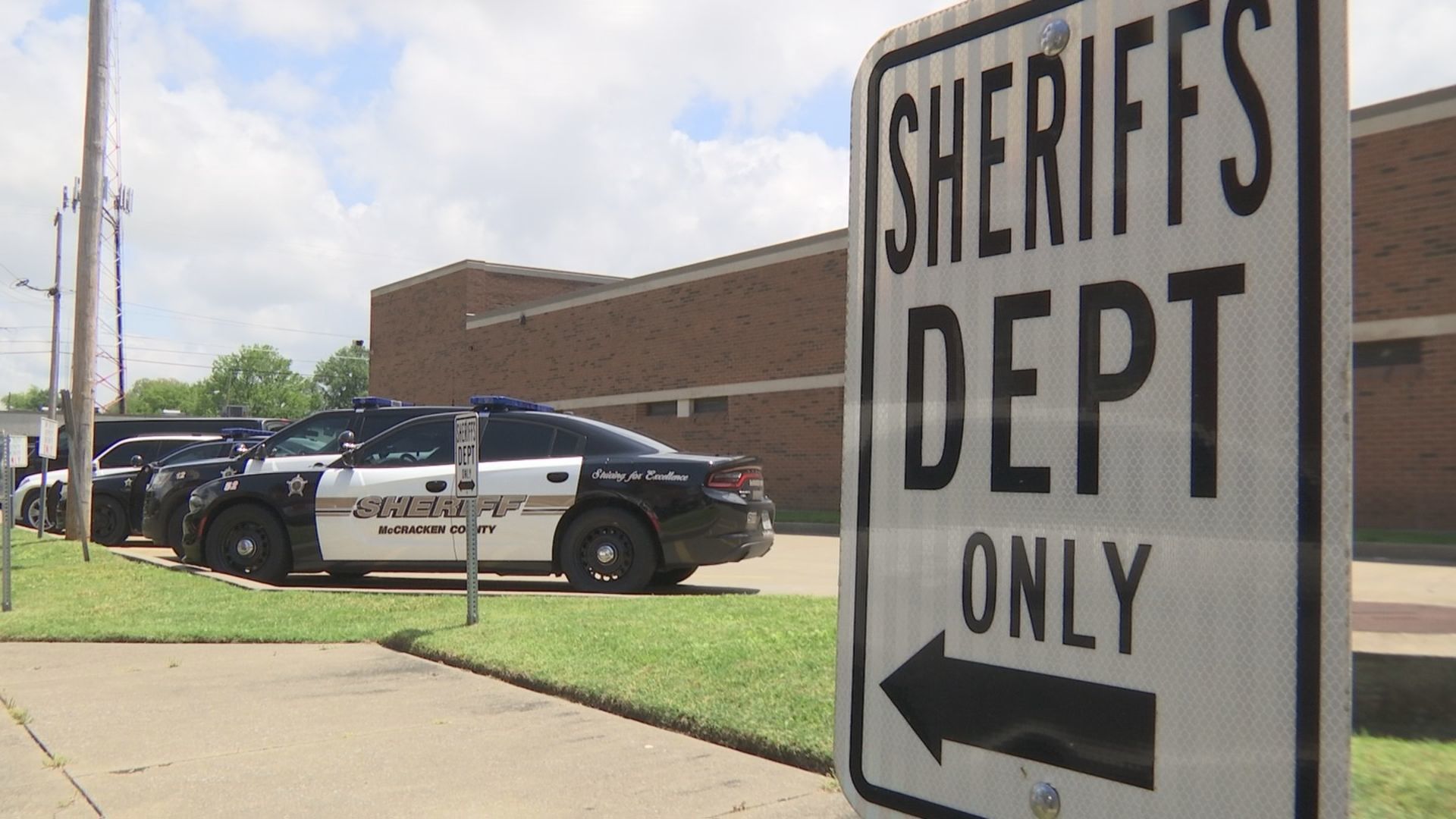 mccracken county sheirff's office 1.jpg